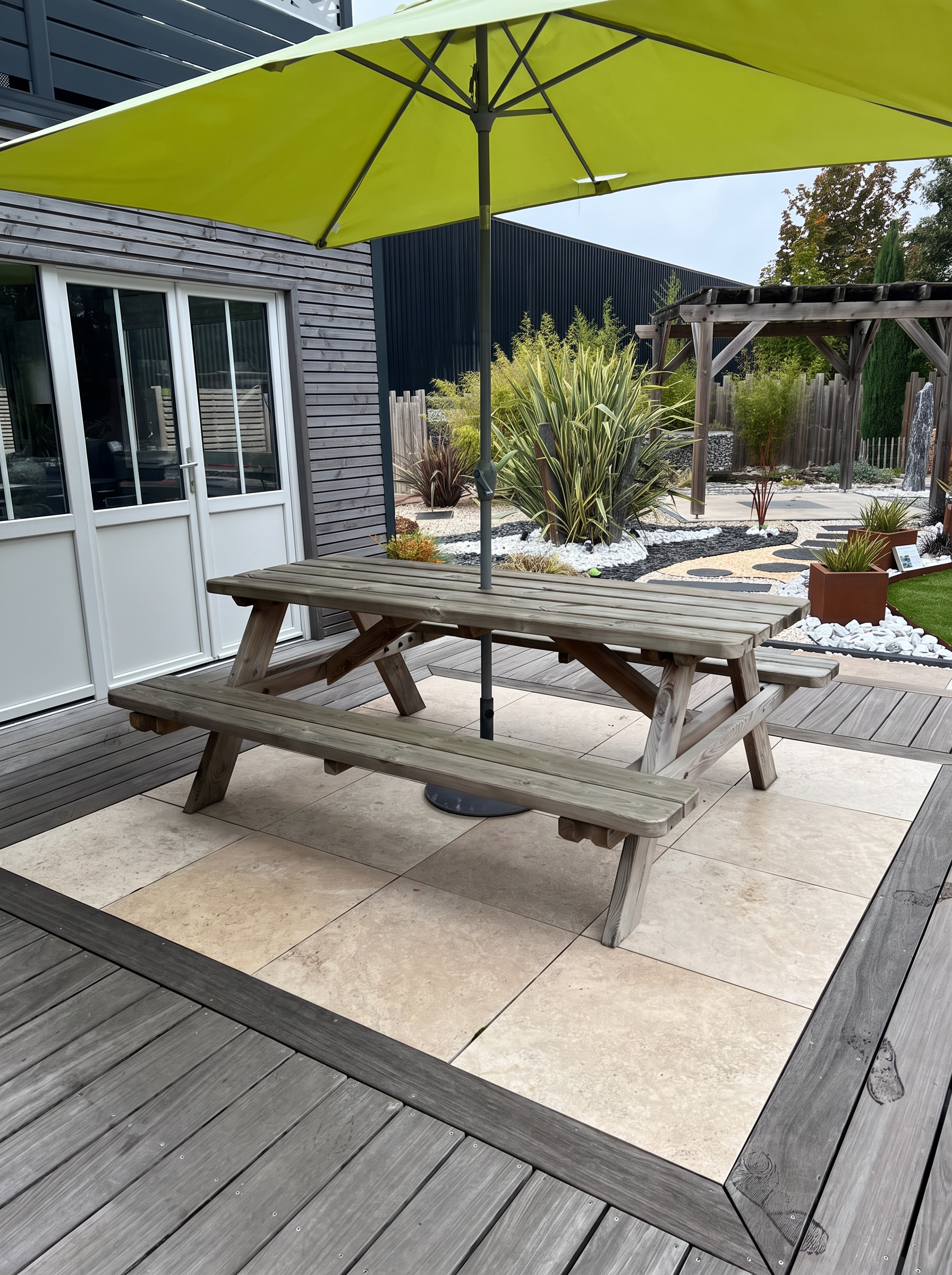 Bois — Mobilier et aménagement extérieur
